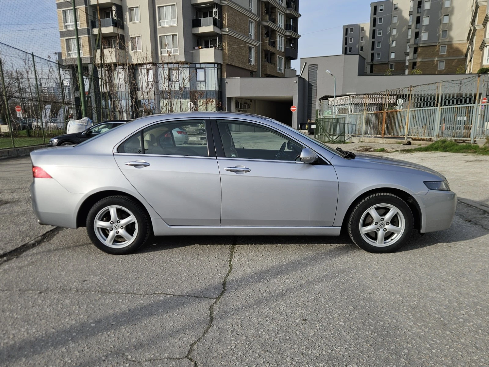 Honda Accord 2.4i-VTEC Executiv - изображение 4