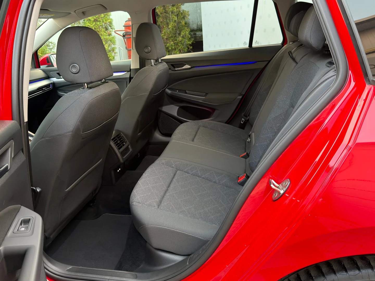 VW Golf Variant 8 Life 2.0 TDI DSG - изображение 7