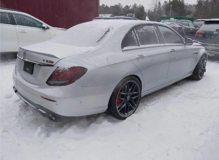 Mercedes-Benz E 63 AMG S 4MATIC  - изображение 6