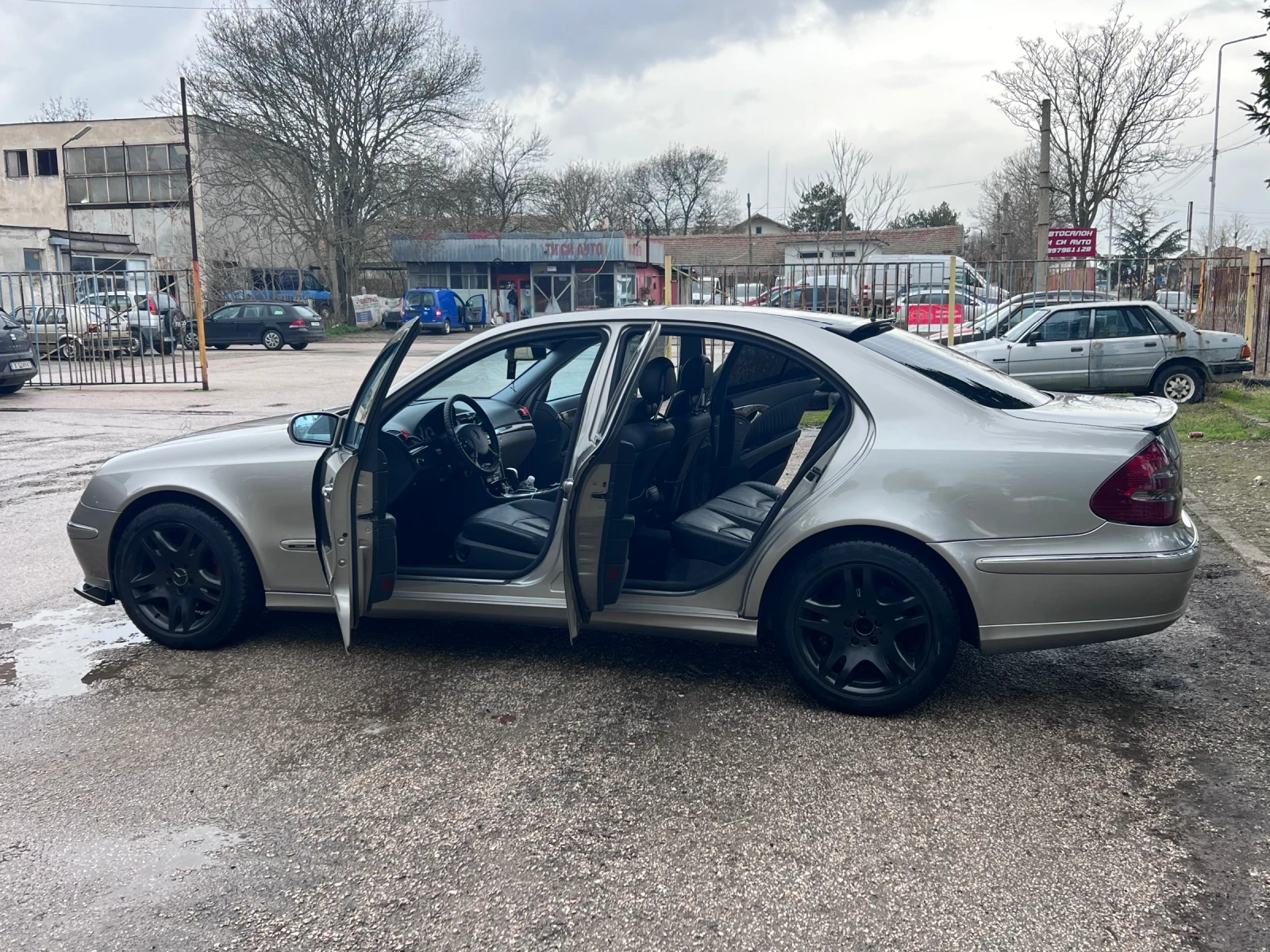 Mercedes-Benz E 270  - изображение 9