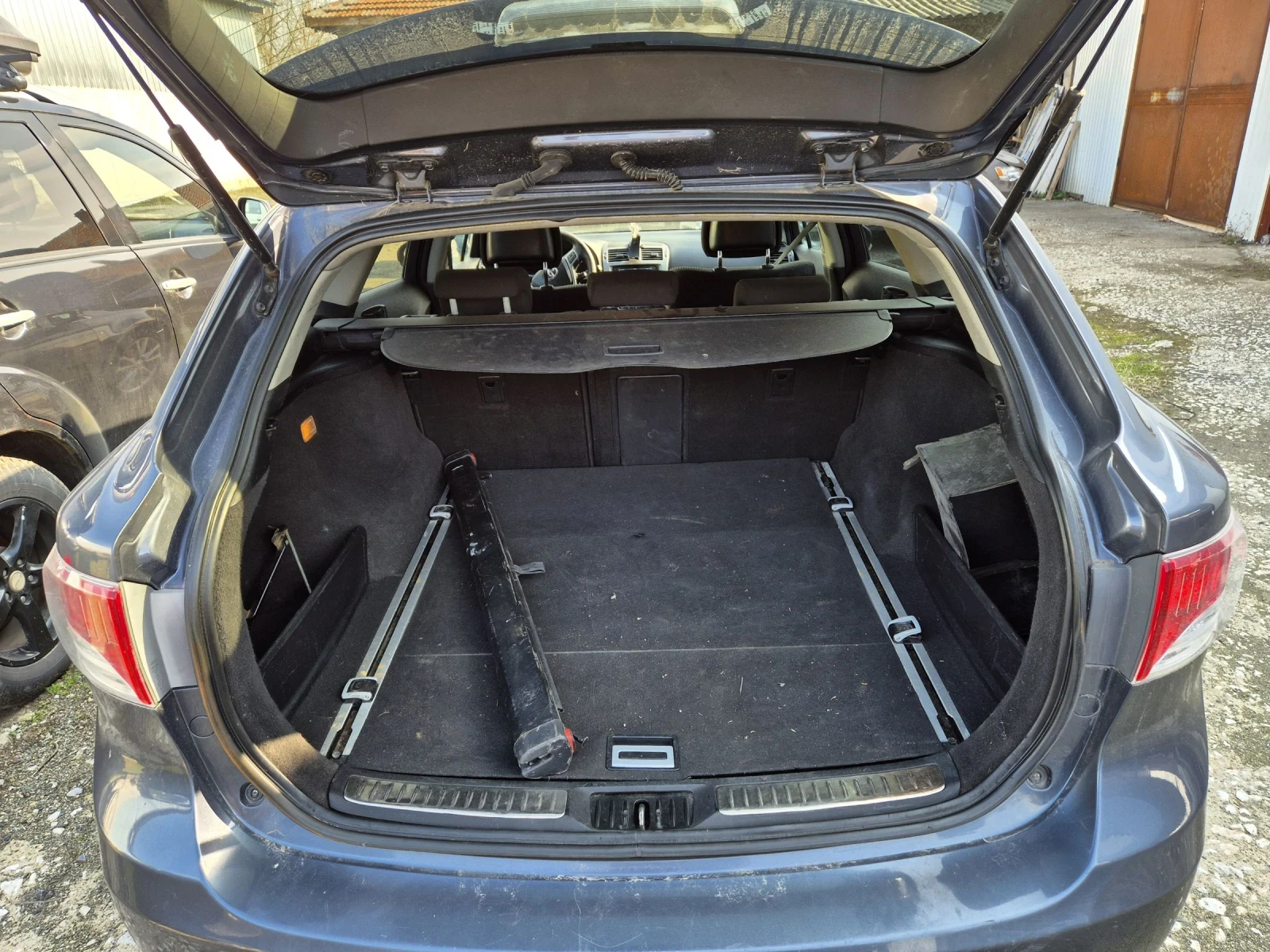 Toyota Avensis | Mobile.bg � ����������� 12