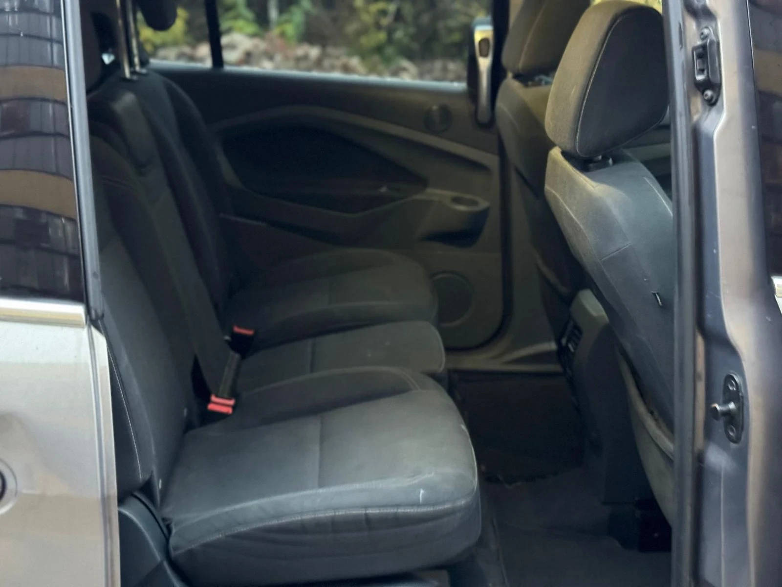 Ford Grand C-Max, снимка 9 - Автомобили и джипове - 54045244