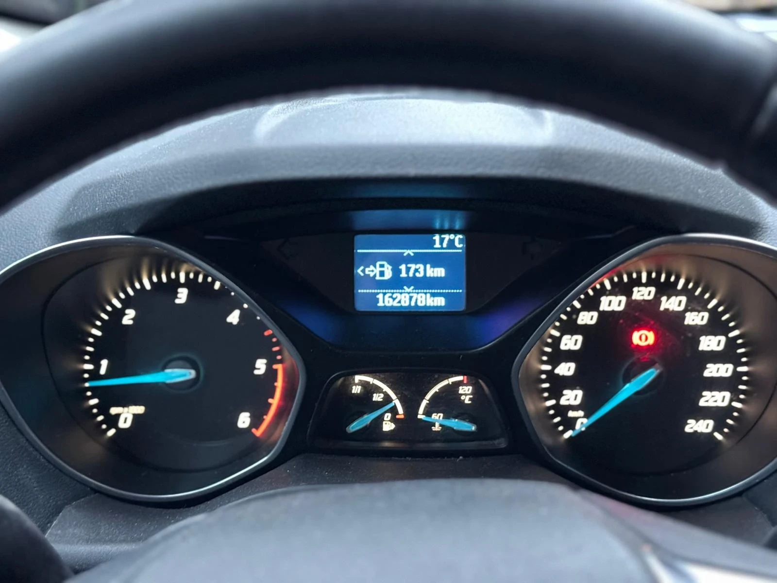 Ford Grand C-Max, снимка 11 - Автомобили и джипове - 54045244