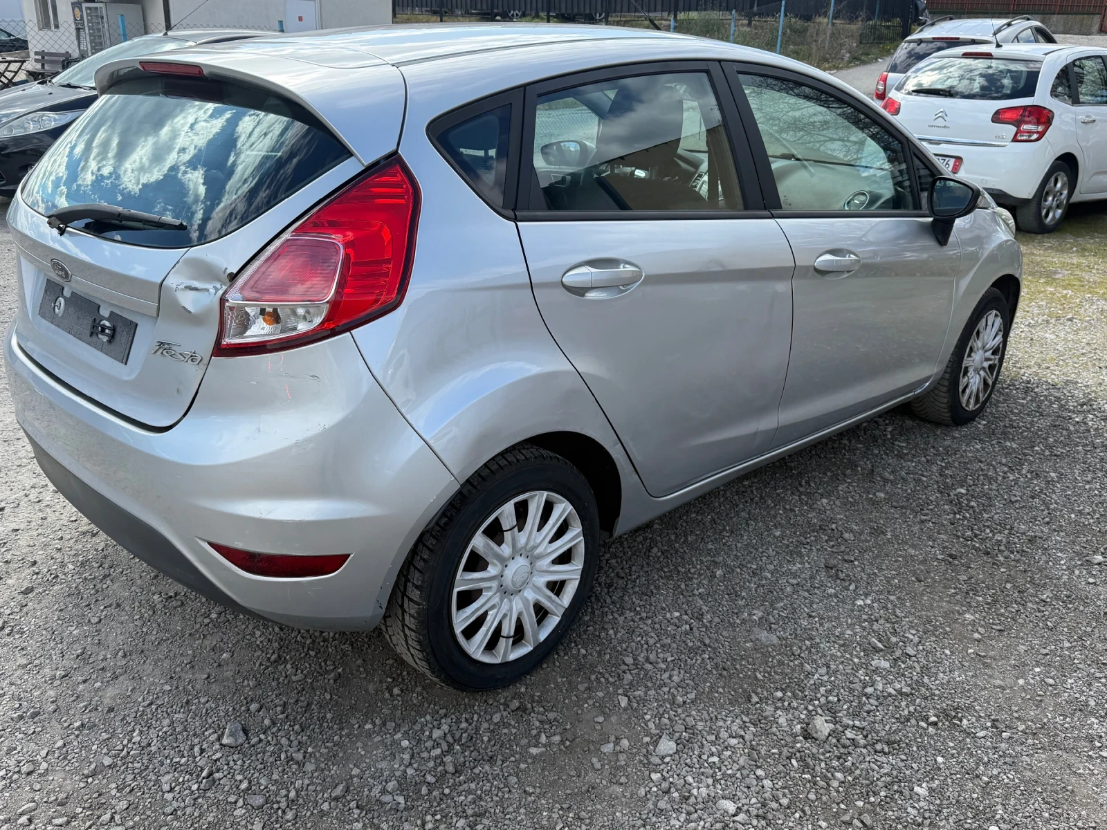 Ford Fiesta 1.5TDCi EURO6, снимка 3 - Автомобили и джипове - 54151380