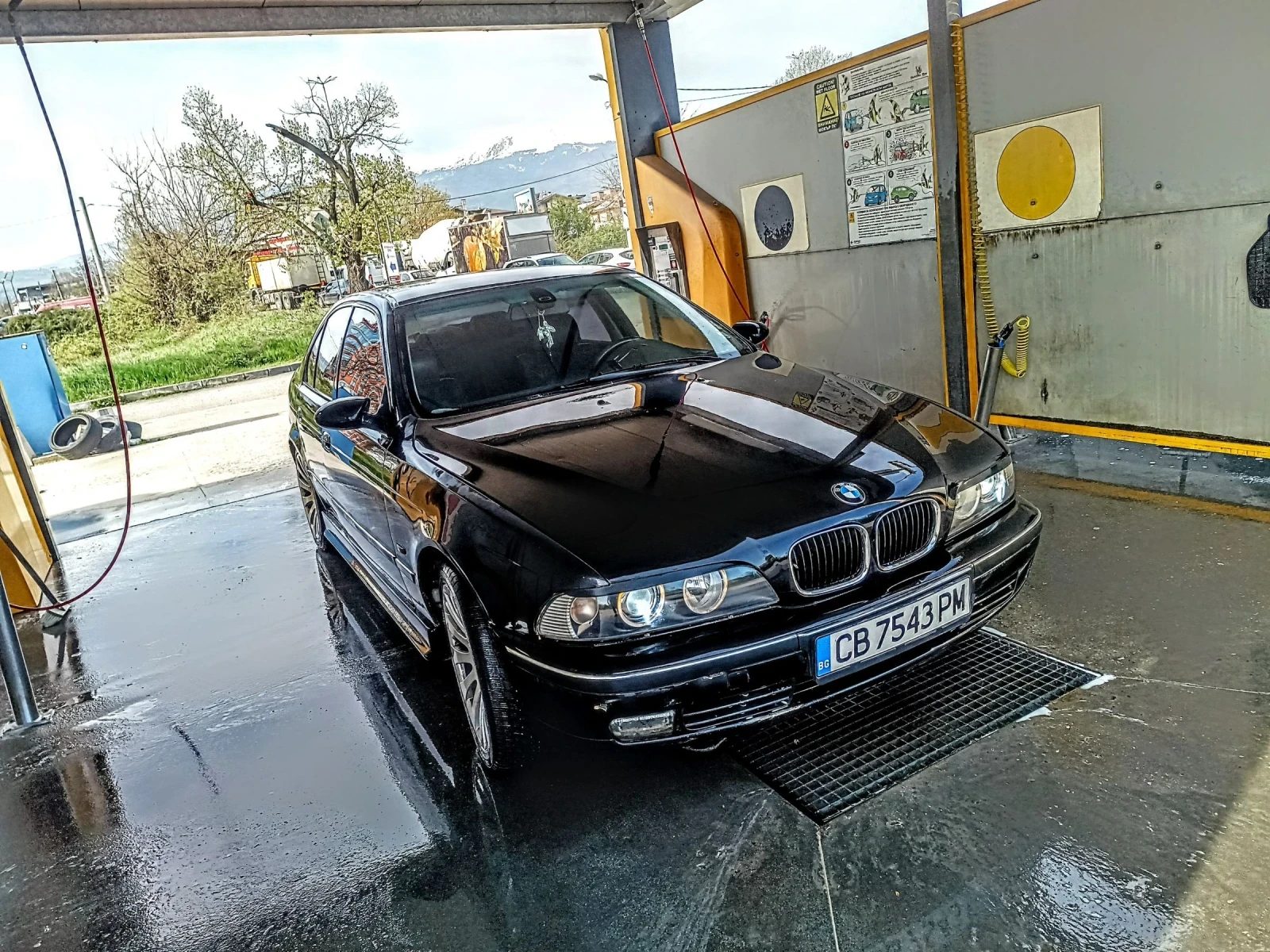 BMW 523 2.5i 