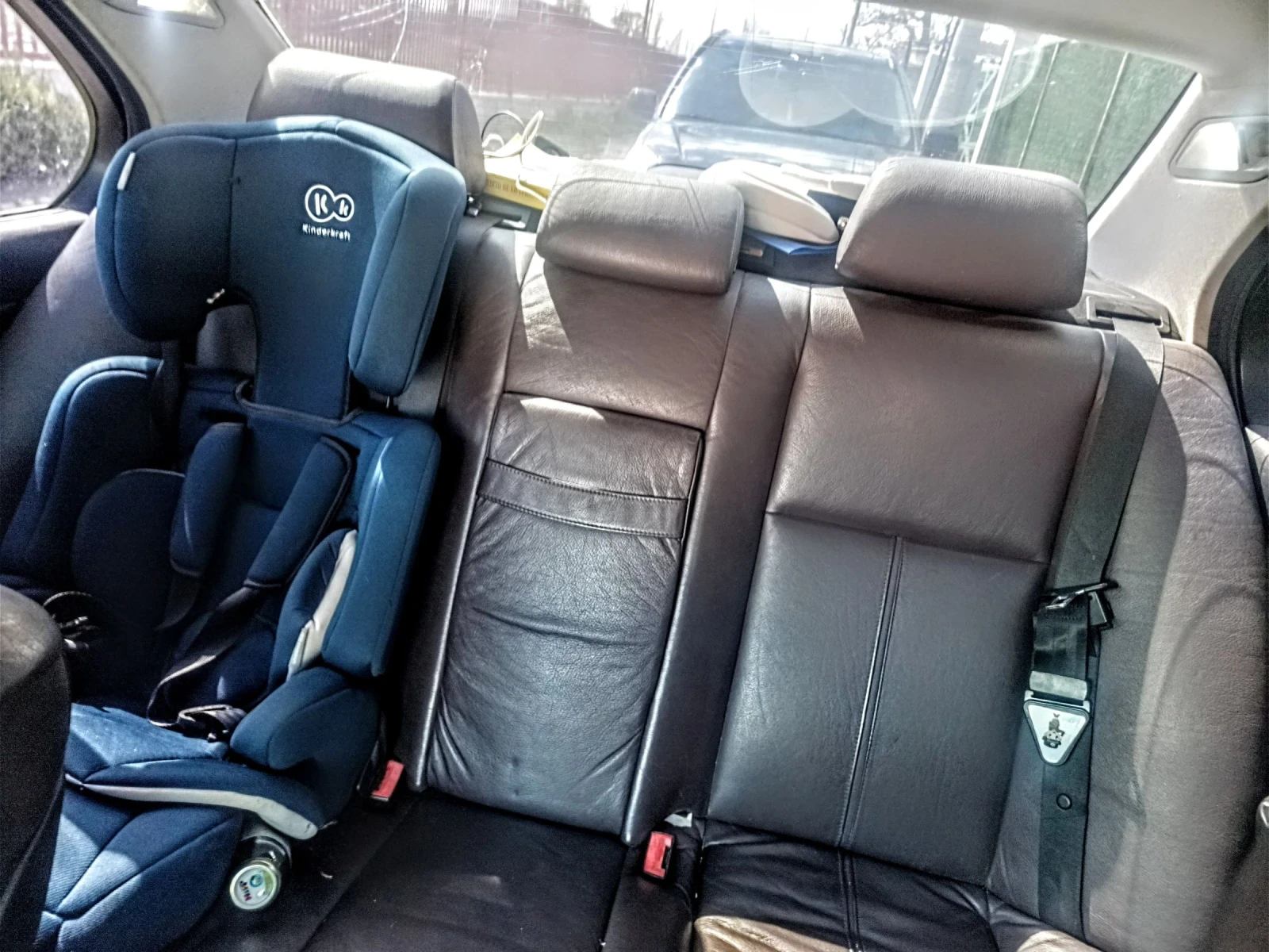 BMW 523 2.5i , снимка 10 - Автомобили и джипове - 54305193