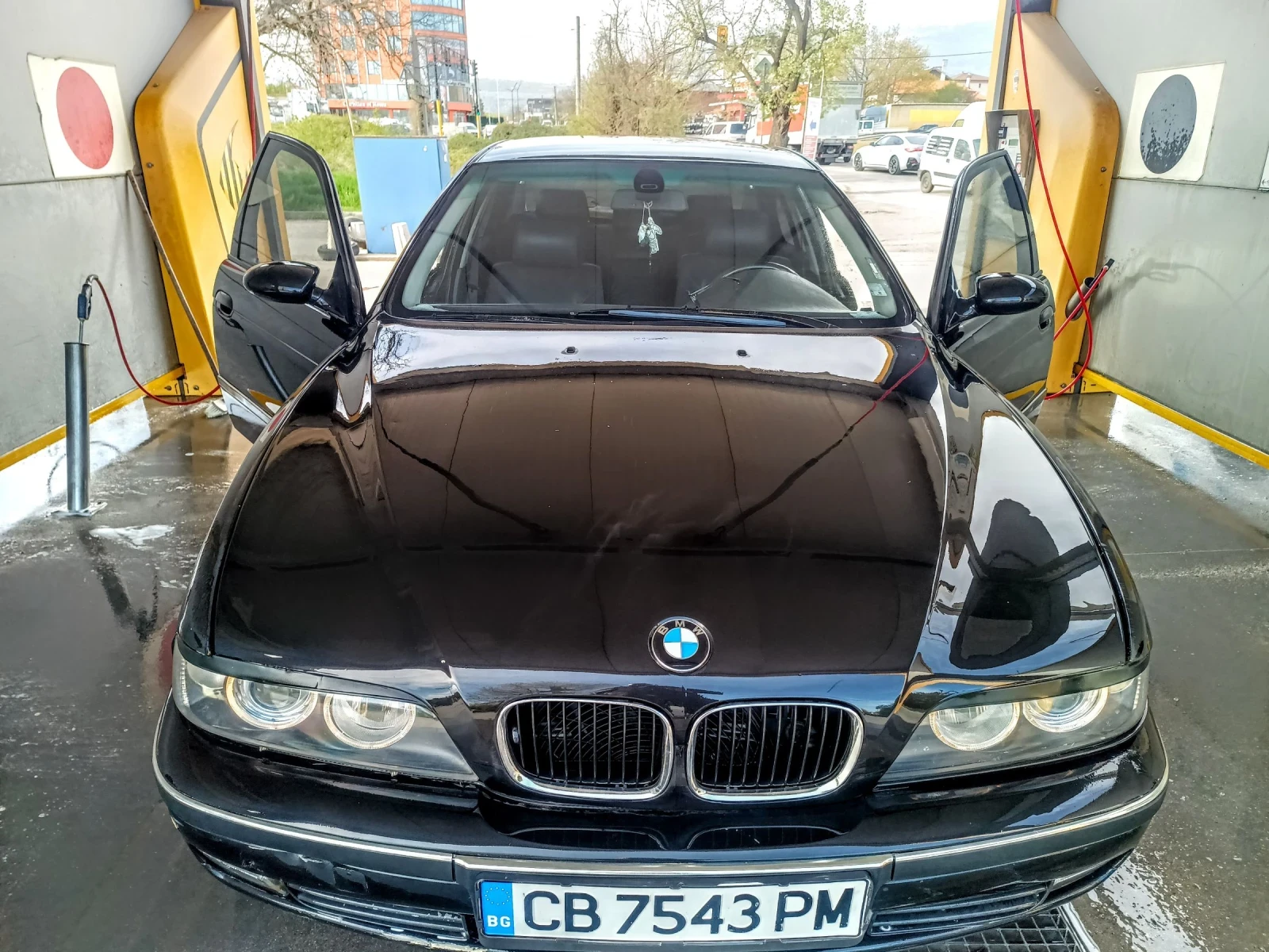 BMW 523 2.5i , снимка 14 - Автомобили и джипове - 54305193