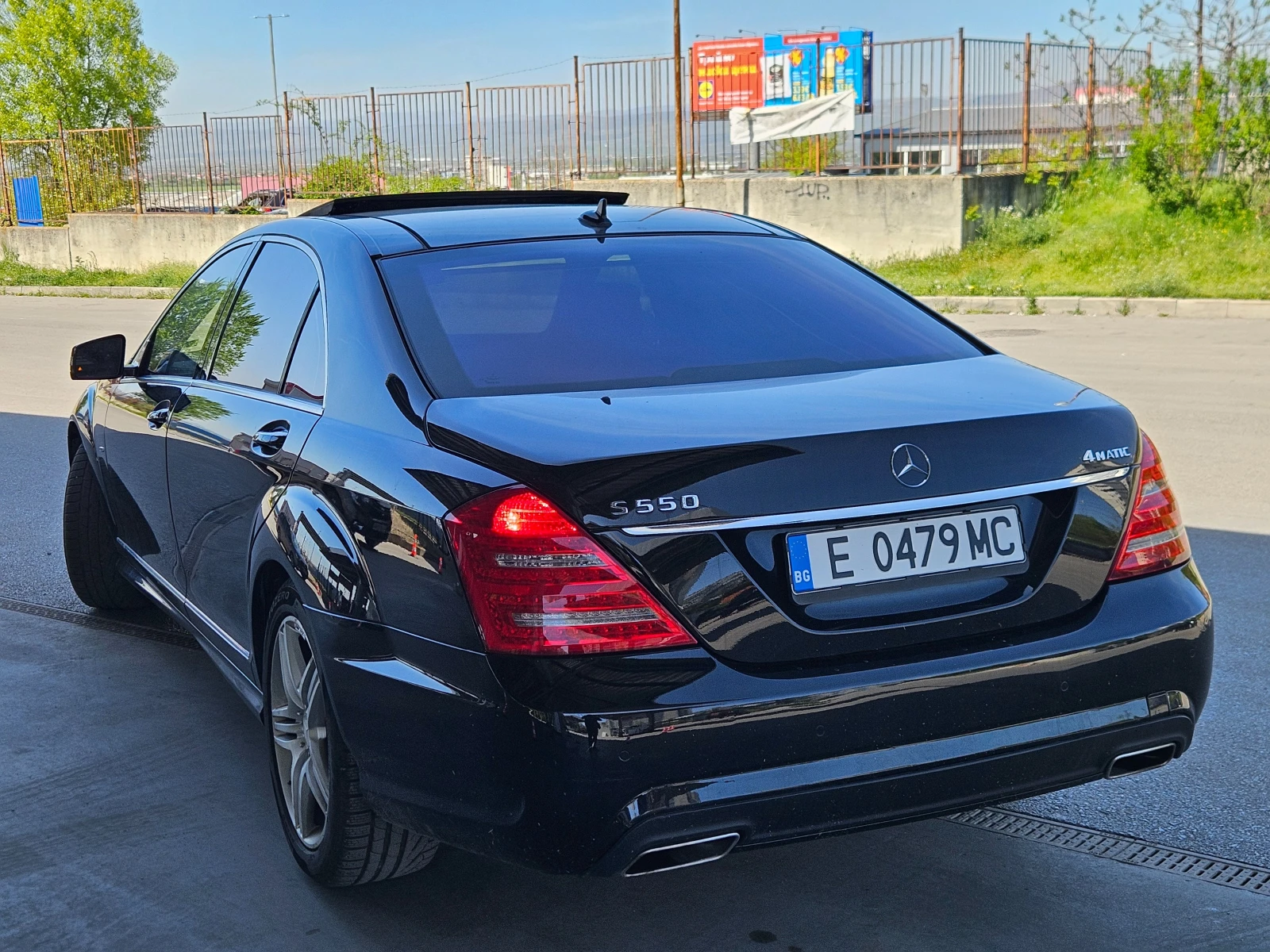Mercedes-Benz S 550 AMG ПАКЕТ/ЛИЗИНГ, снимка 3 - Автомобили и джипове - 54333308