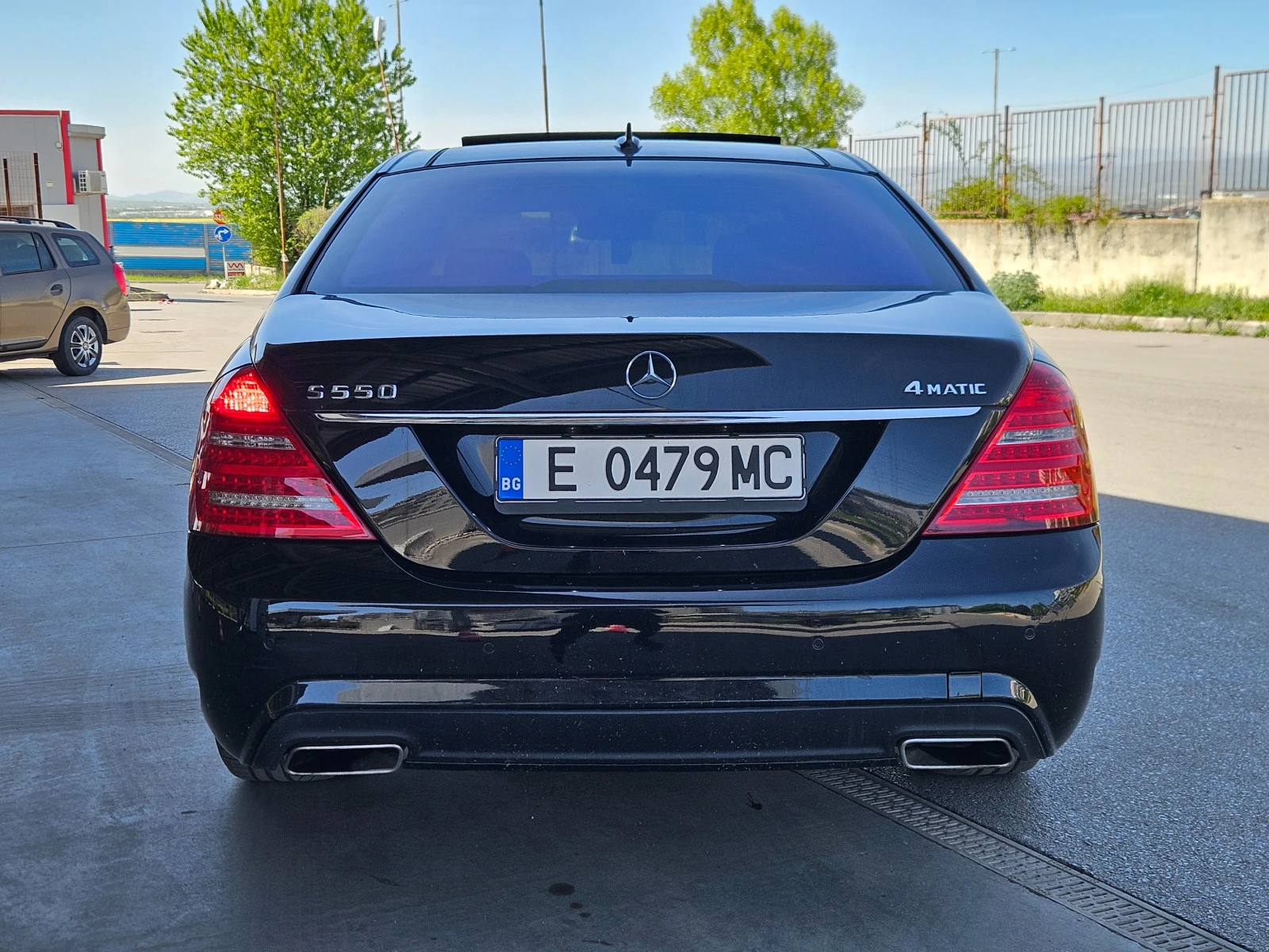 Mercedes-Benz S 550 AMG ПАКЕТ/ЛИЗИНГ, снимка 4 - Автомобили и джипове - 54333308