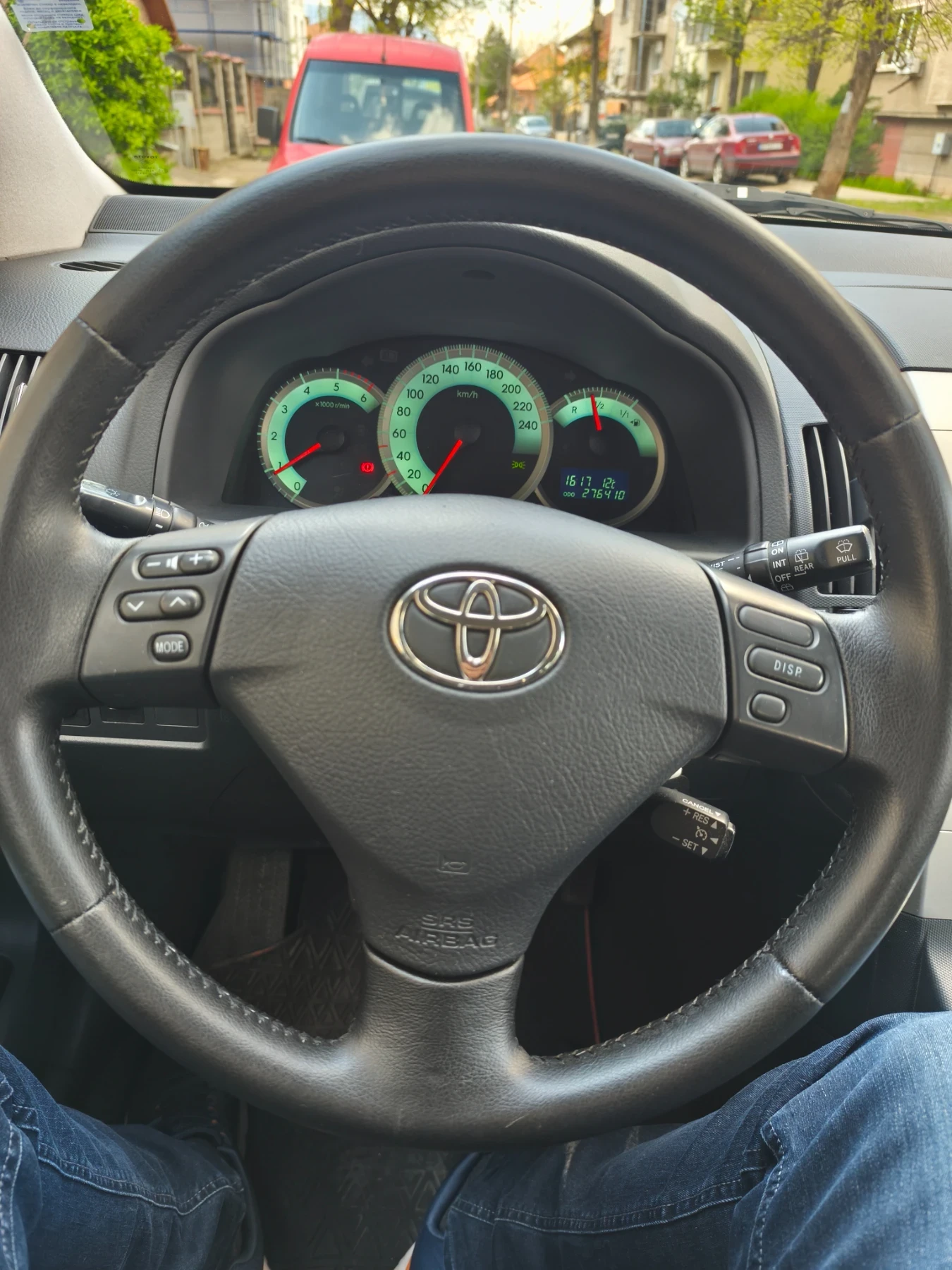Toyota Corolla verso 2.2 D4D 136, снимка 6 - Автомобили и джипове - 54397991