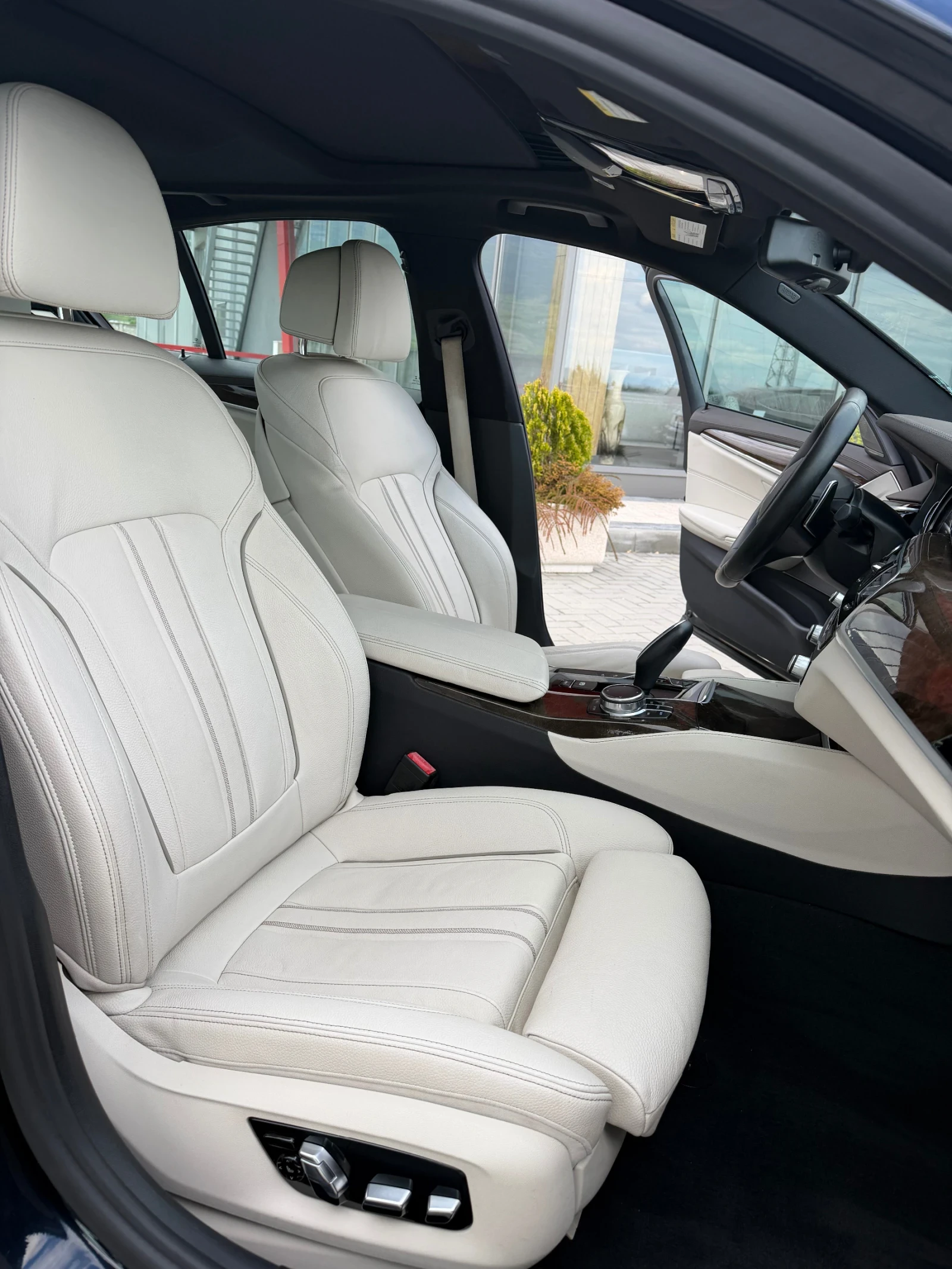 BMW 540 B58 INDIVIDUAL, снимка 12 - Автомобили и джипове - 54428341