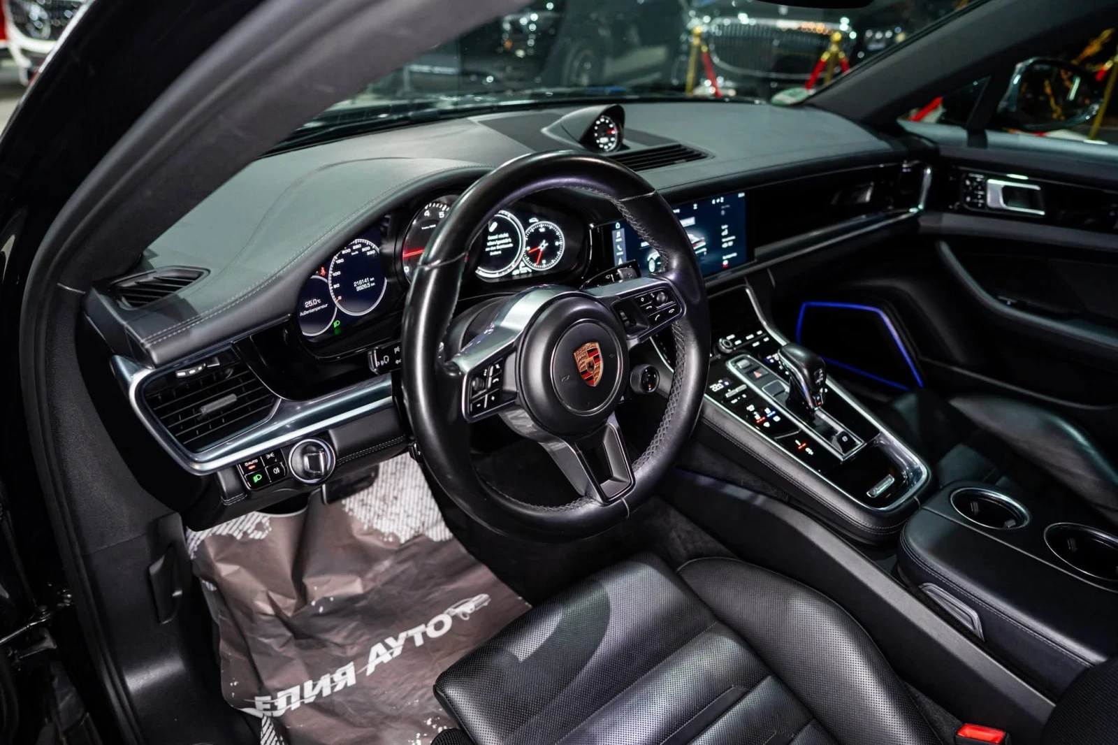 Porsche Panamera TURBO 4.0 V8 LED ПАНО BOSE 360 ЛИЗИНГ 100%, снимка 12 - Автомобили и джипове - 54449105