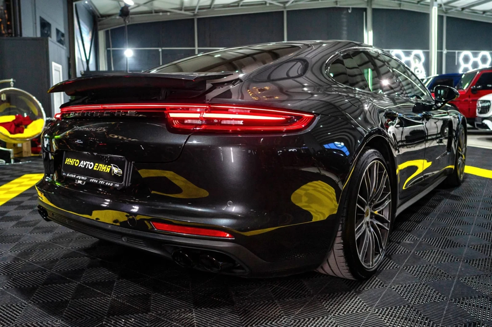 Porsche Panamera TURBO 4.0 V8 LED ПАНО BOSE 360 ЛИЗИНГ 100%, снимка 10 - Автомобили и джипове - 54449105