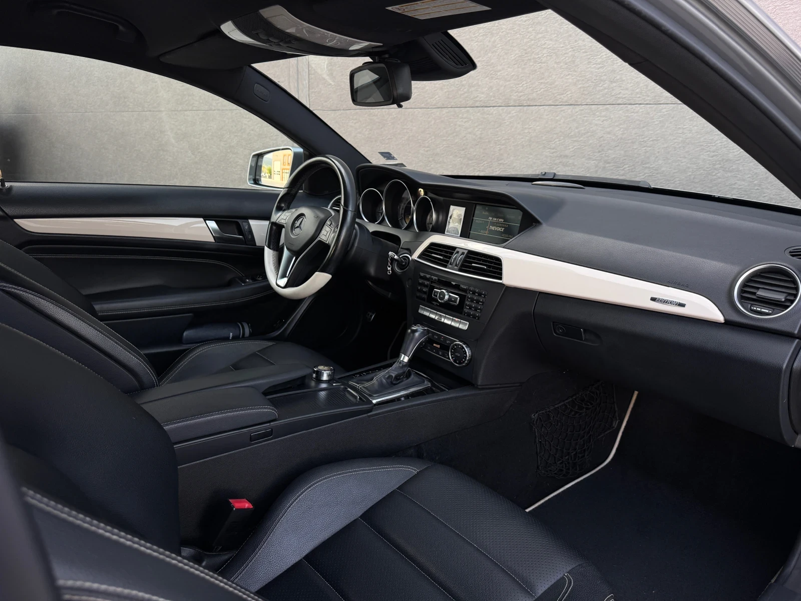 Mercedes-Benz C 180 Edition1 AMG пакет, снимка 6 - Автомобили и джипове - 54518549