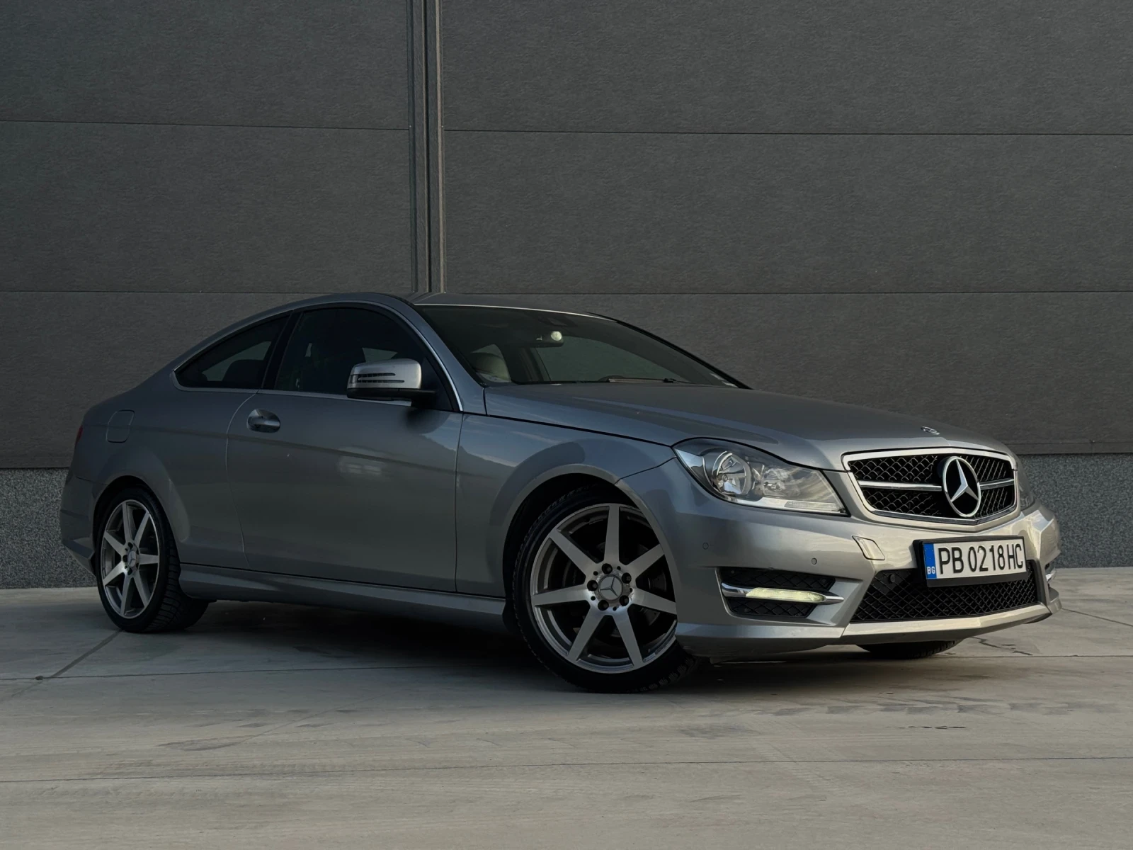 Mercedes-Benz C 180 Edition1 AMG пакет, снимка 2 - Автомобили и джипове - 54518549