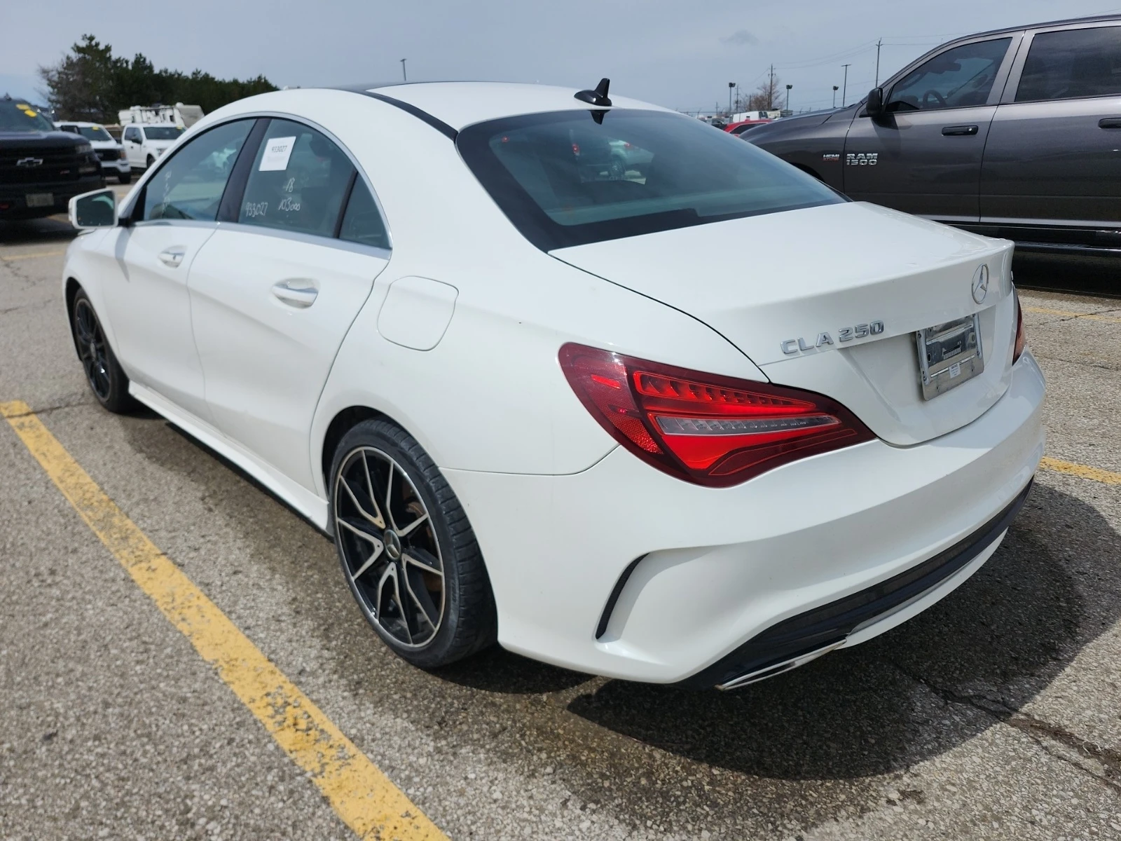 Mercedes-Benz CLA 250 * * CARFAX * * АВТО КРЕДИТ * * , снимка 6 - Автомобили и джипове - 54645982