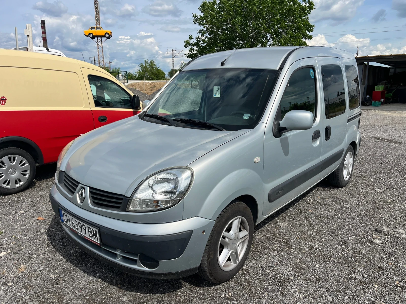 Renault Kangoo 1.6i ГАЗ