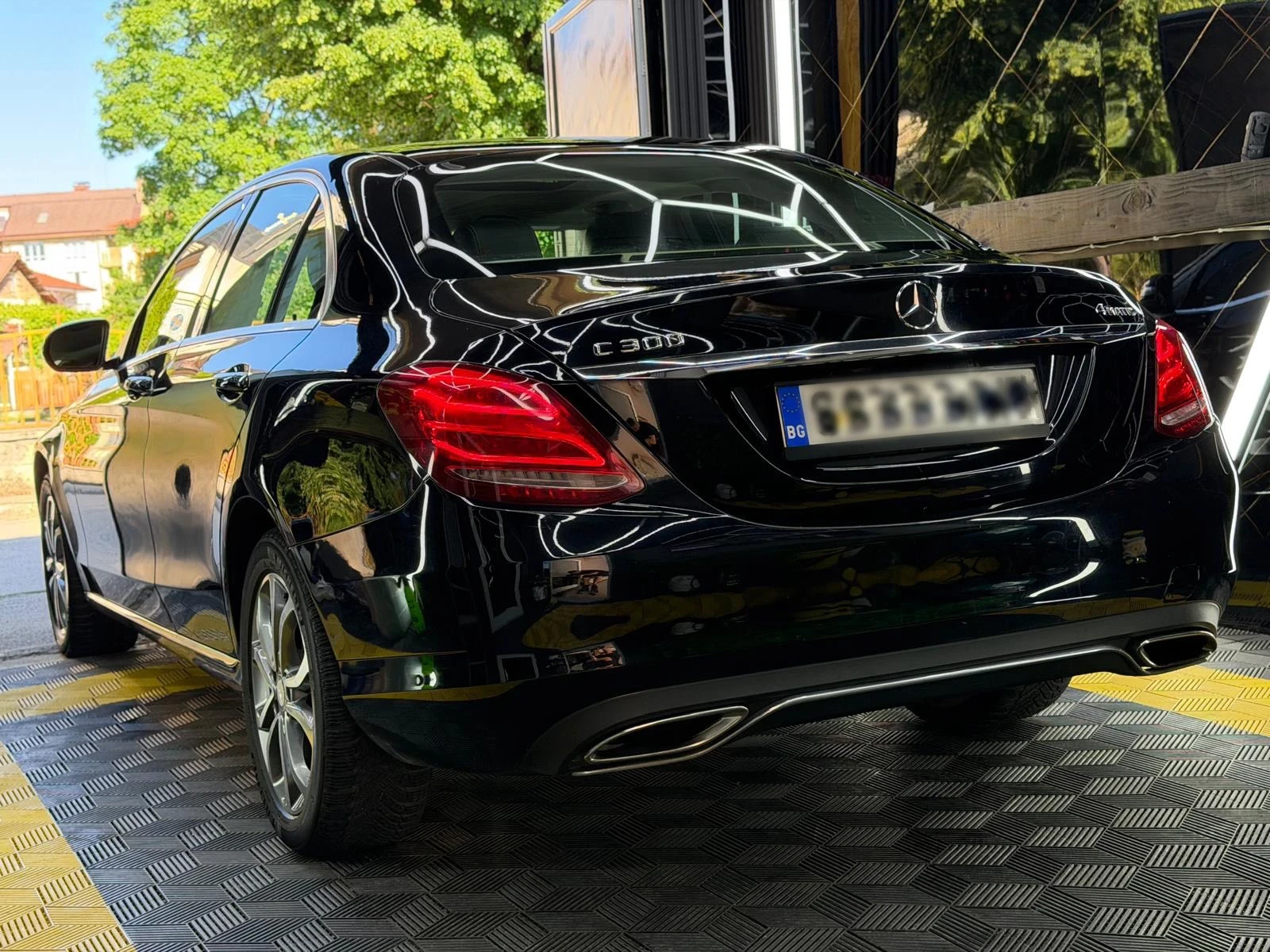 Mercedes-Benz C 300 4x4* Avantgarde* Камера* м.Точки* Burmerster* Подг, снимка 4 - Автомобили и джипове - 54671600