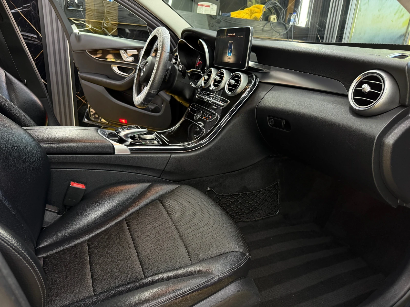 Mercedes-Benz C 300 4x4* Avantgarde* Камера* м.Точки* Burmerster* Подг, снимка 12 - Автомобили и джипове - 54671600