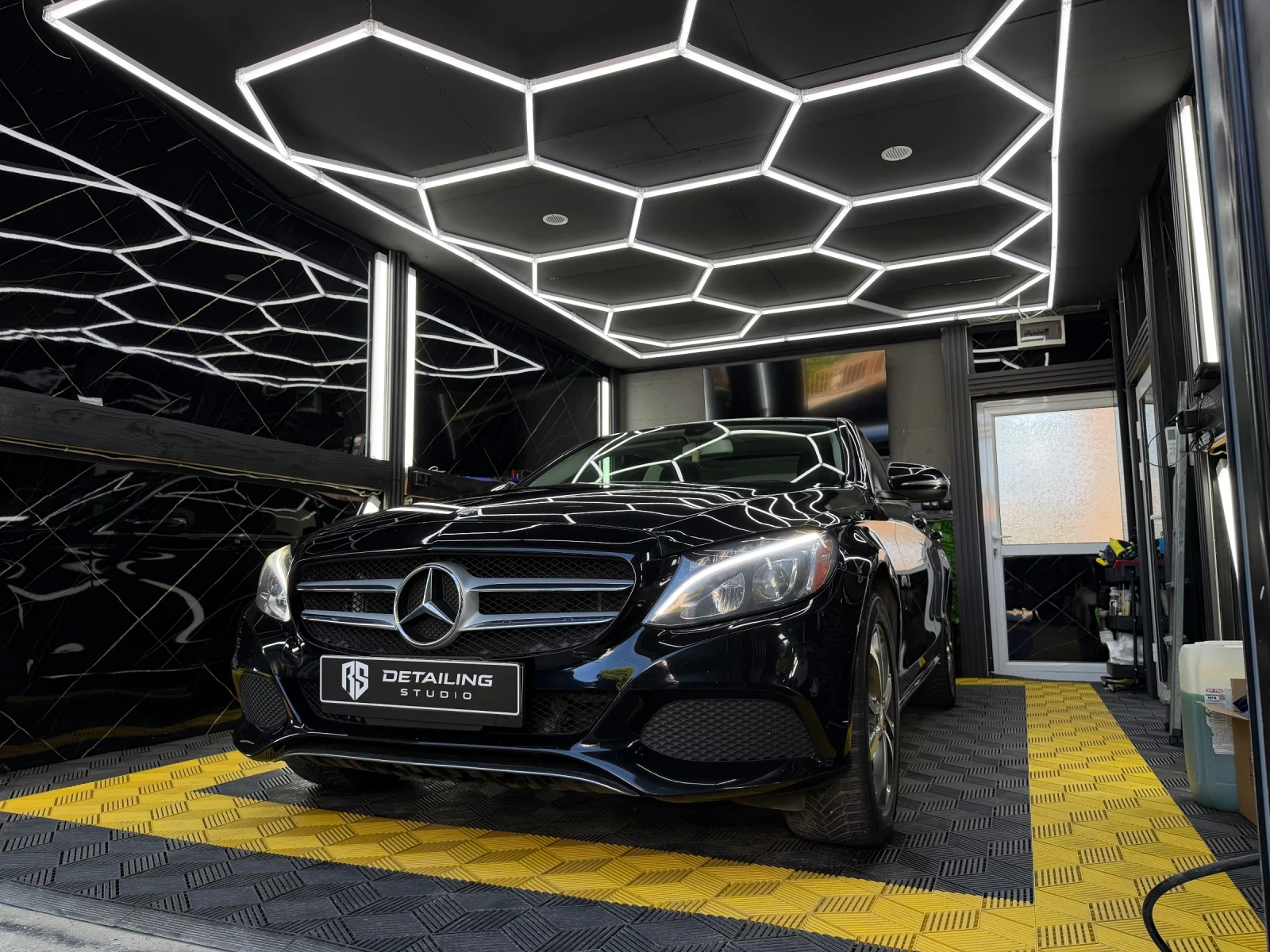 Mercedes-Benz C 300 4x4* Avantgarde* Камера* м.Точки* Burmerster* Подг, снимка 3 - Автомобили и джипове - 54671600