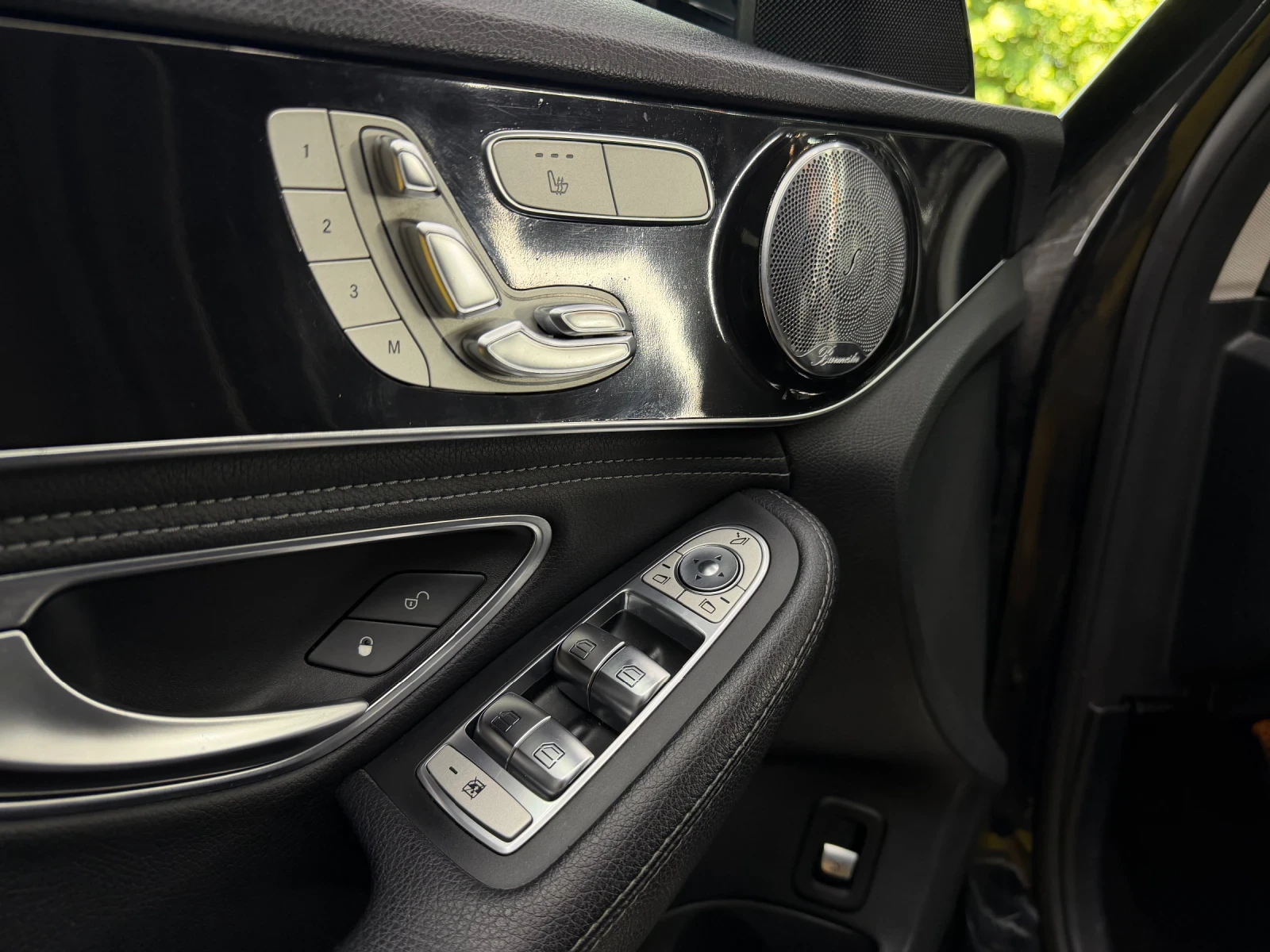 Mercedes-Benz C 300 4x4* Avantgarde* Камера* м.Точки* Burmerster* Подг, снимка 10 - Автомобили и джипове - 54671600