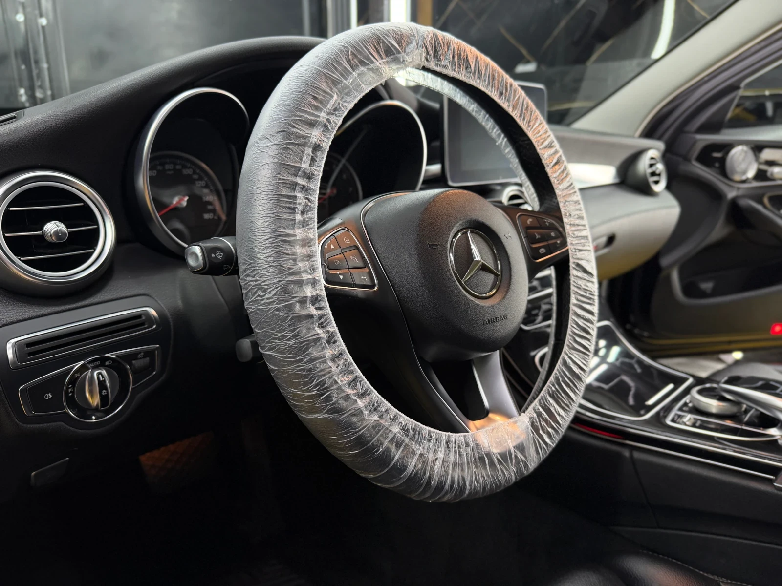 Mercedes-Benz C 300 4x4* Avantgarde* Камера* м.Точки* Burmerster* Подг, снимка 13 - Автомобили и джипове - 54671600