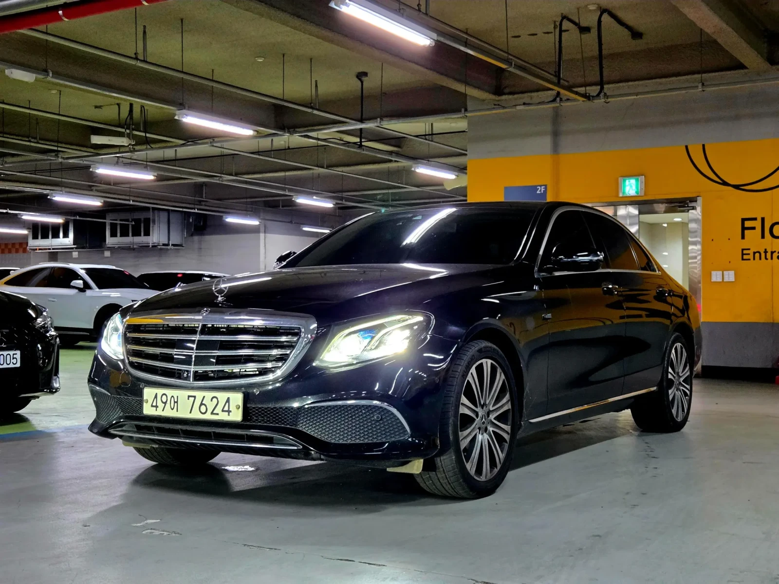 Mercedes-Benz E 400 BURMESTER* 360* HUD* Подгрев/Oбдух* LaneAssist* Am