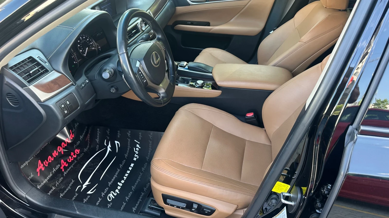 Lexus GS 350 AWD автоматик, снимка 8 - Автомобили и джипове - 55304026