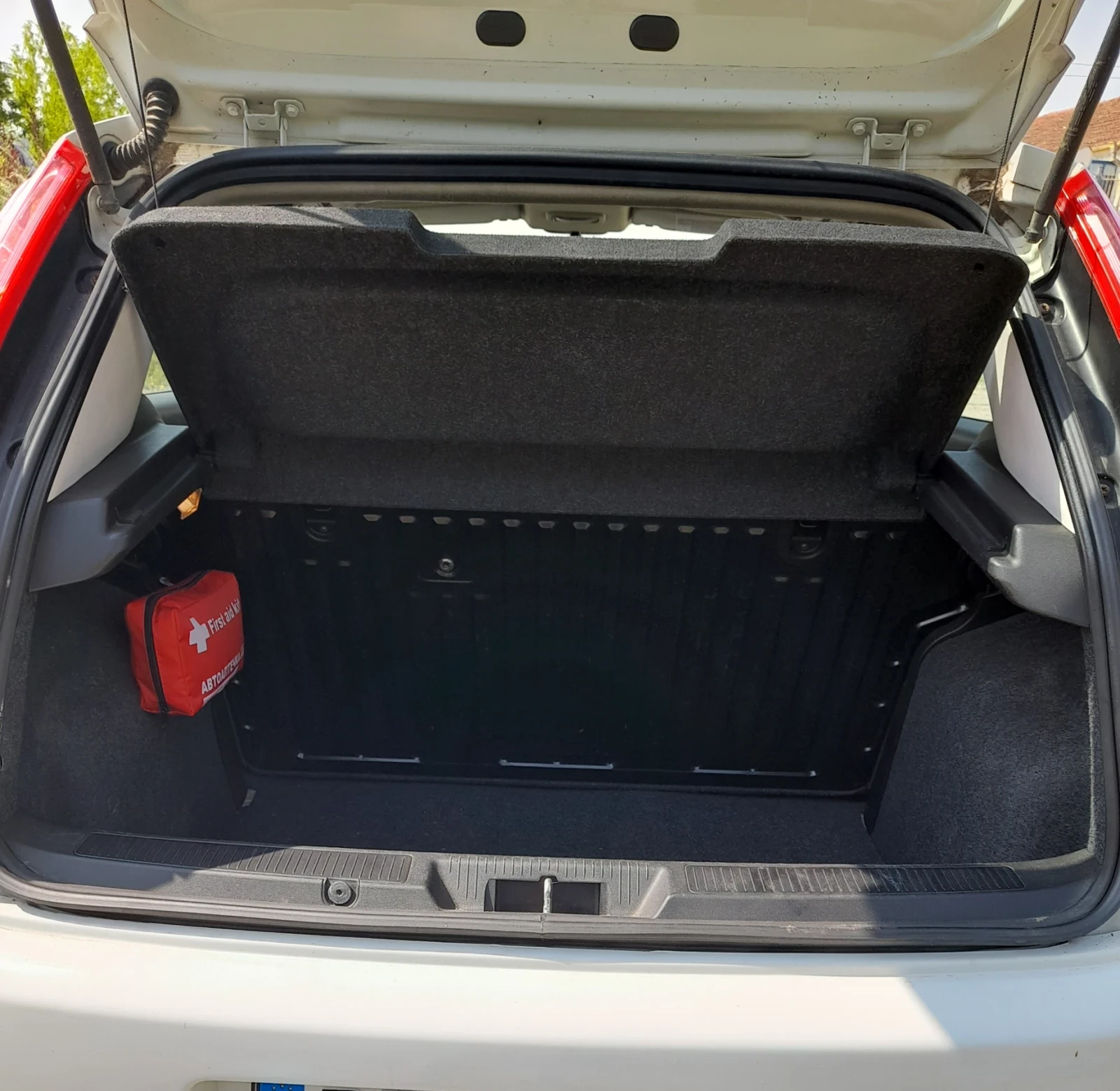 Fiat Punto, снимка 8 - Автомобили и джипове - 55511727