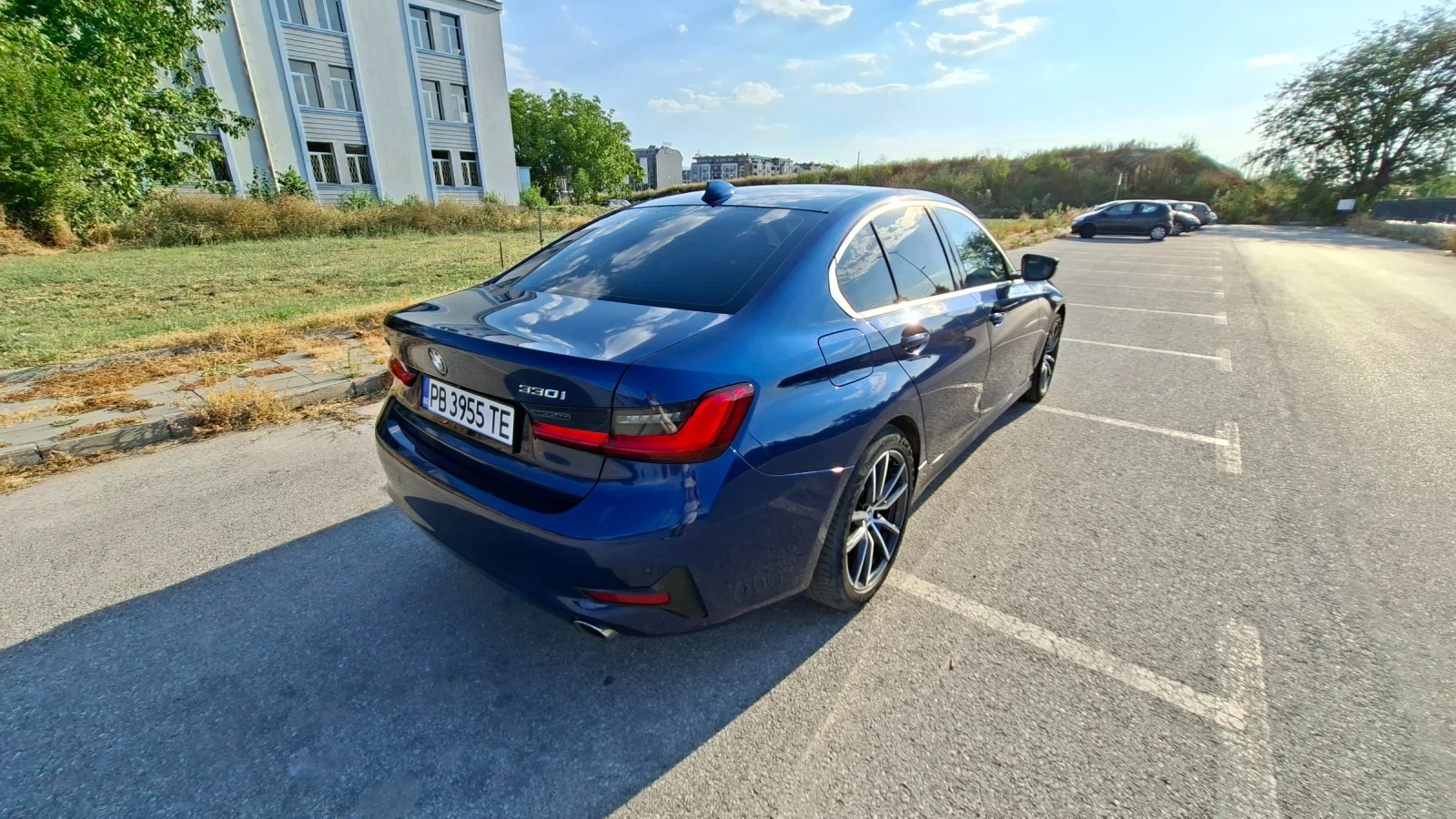 BMW 330 330i xDrive Sport Line, снимка 5 - Автомобили и джипове - 55575555