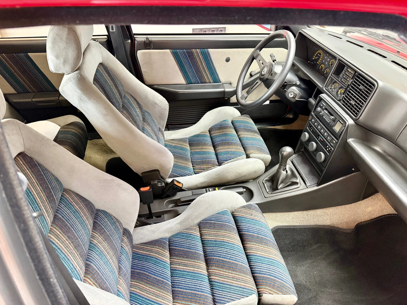 Lancia Delta 2.0 HF Integrale RECARO , снимка 7 - Автомобили и джипове - 55639155