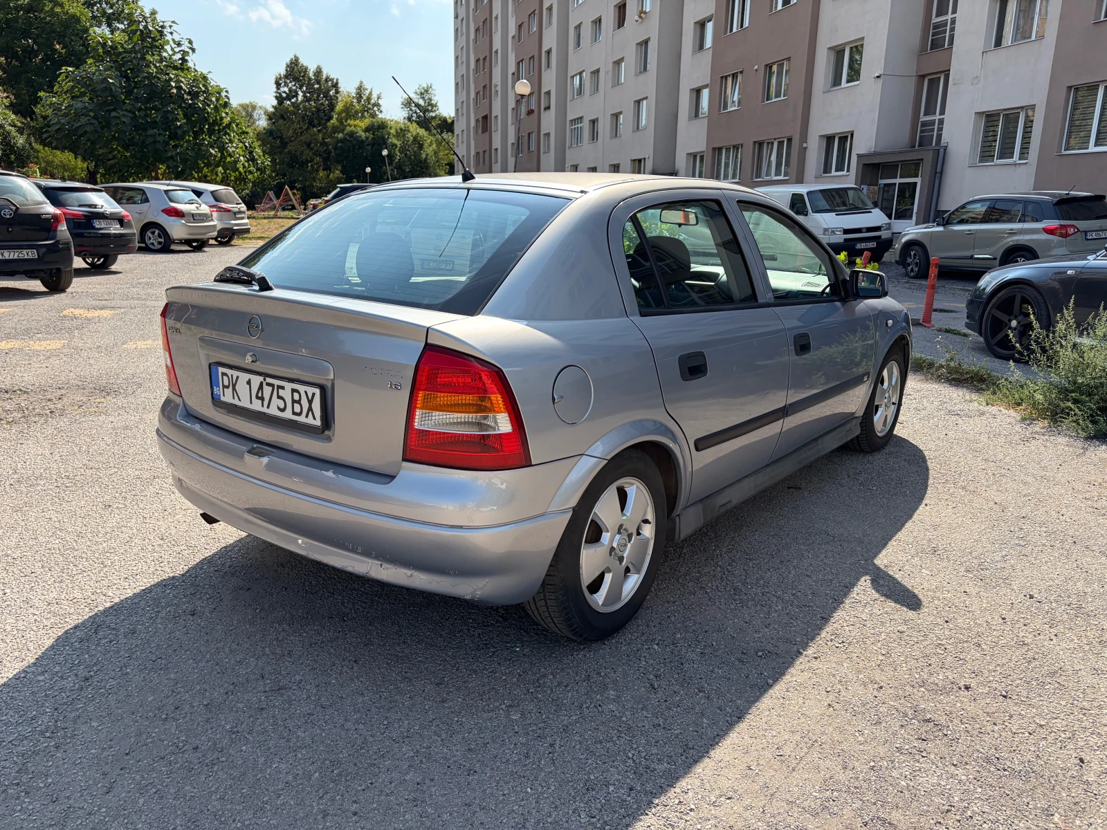 Opel Astra 1, 6, снимка 6 - Автомобили и джипове - 55786442