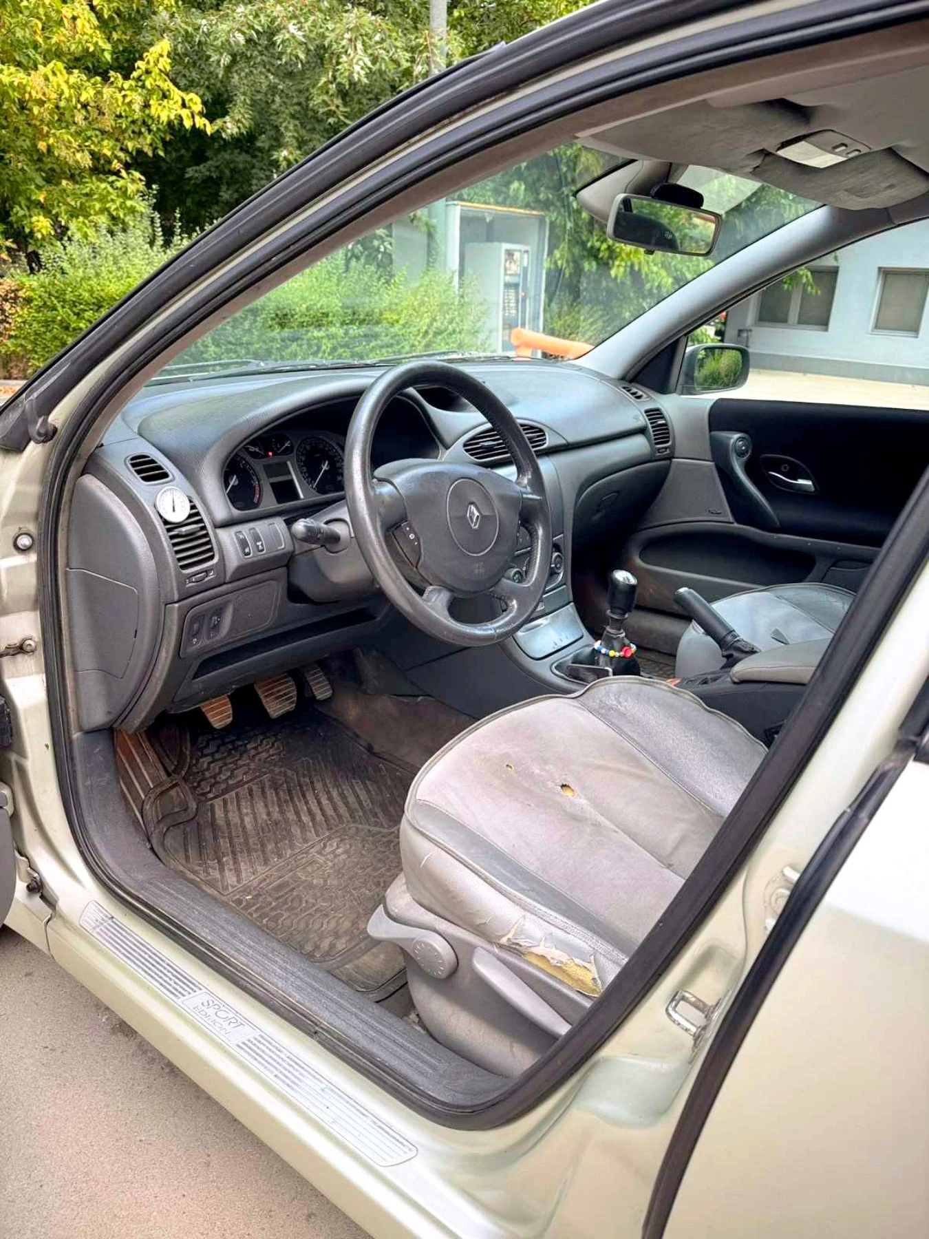 Renault Laguna Хечбек, снимка 6 - Автомобили и джипове - 56008283