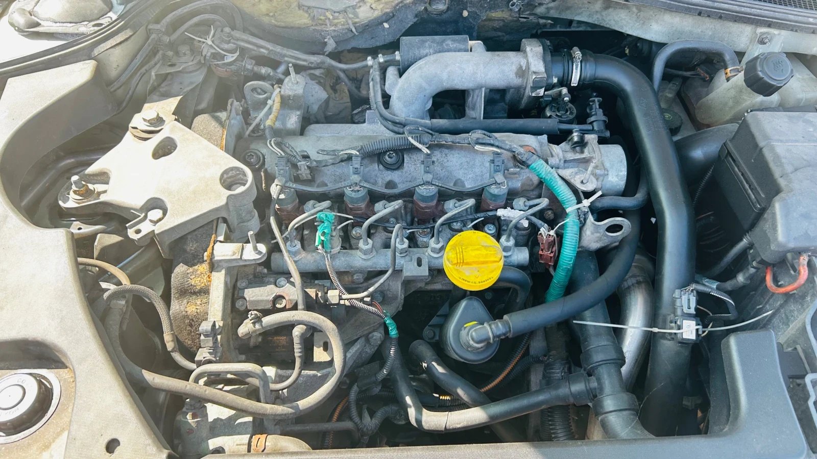 Renault Laguna Хечбек, снимка 16 - Автомобили и джипове - 56008283