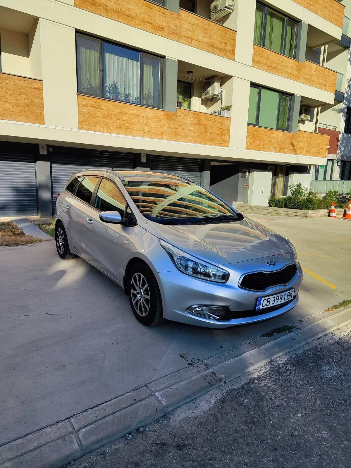 Kia Ceed, снимка 3 - Автомобили и джипове - 56155206