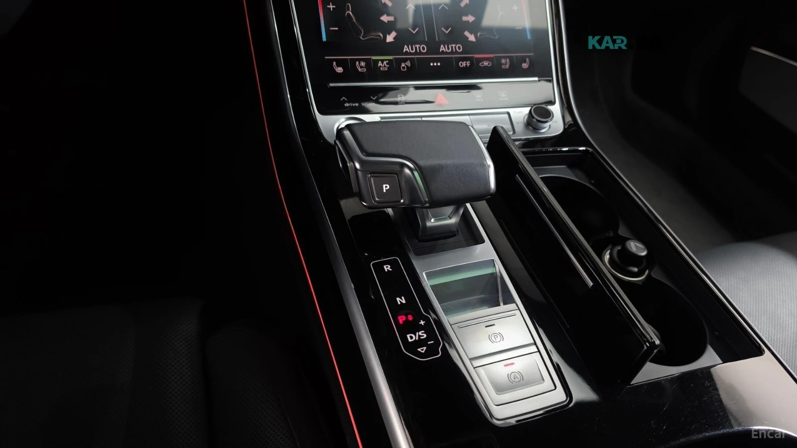Audi A8 LWB* QUATTRO* 55TFSI* DISTRONIC* 360* МАСАЖИ* ОБДУ, снимка 10 - Автомобили и джипове - 56178138