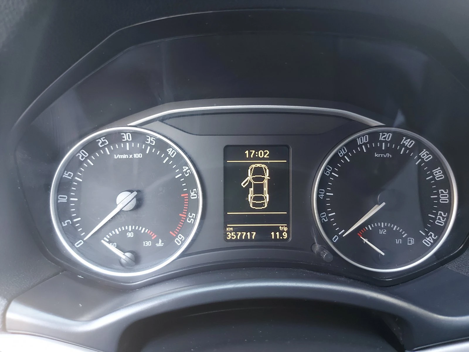 Skoda Octavia 2, 0 ����� 140 �� | Mobile.bg � ����������� 10