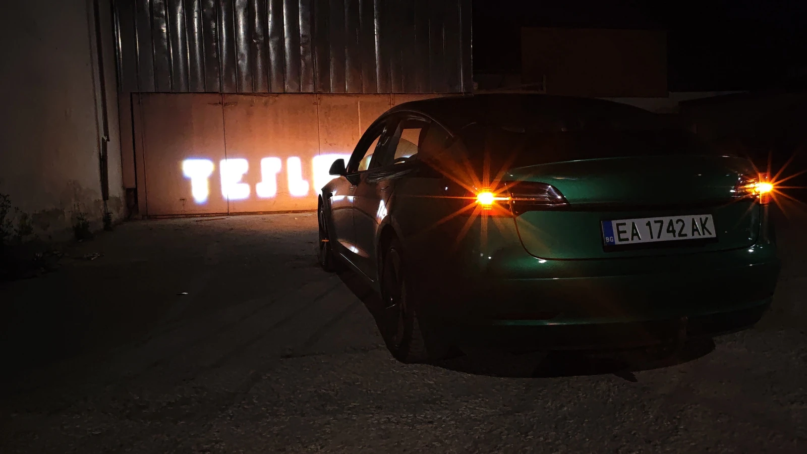 Tesla Model 3 Dual Motor, снимка 9 - Автомобили и джипове - 56582648