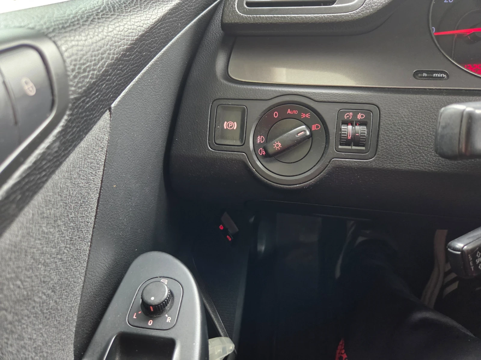 VW Passat Б6, снимка 15 - Автомобили и джипове - 56680026