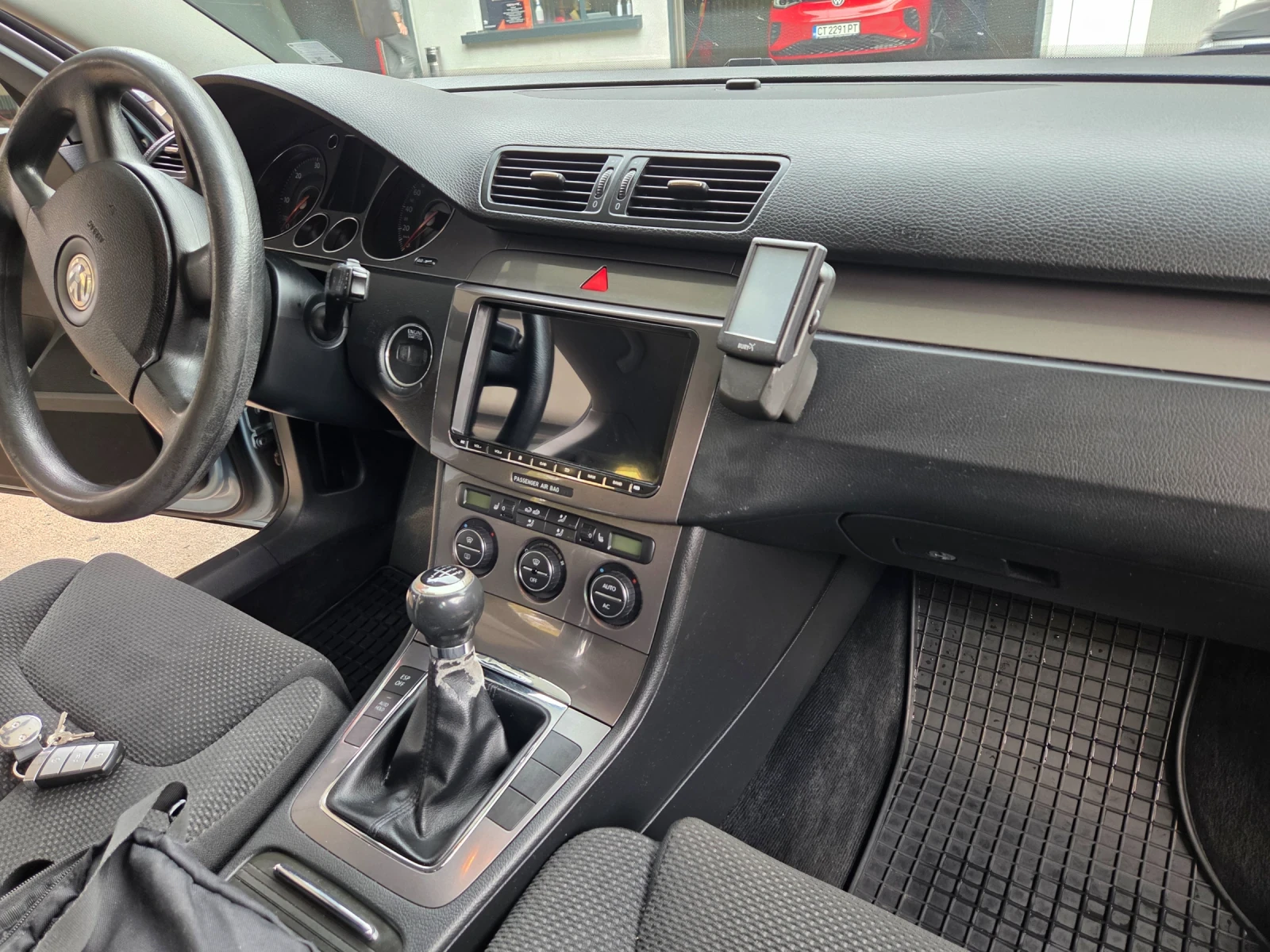 VW Passat Б6, снимка 9 - Автомобили и джипове - 56680026