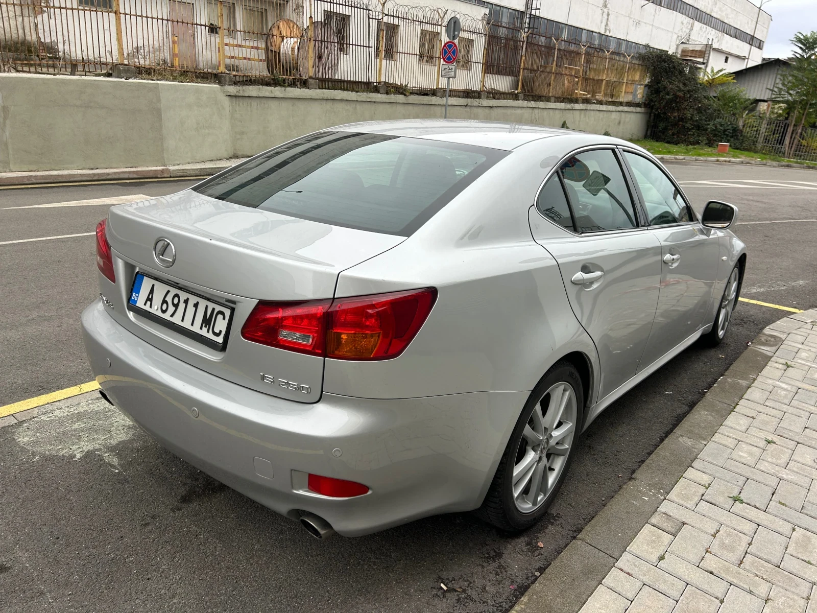 Lexus IS 250, снимка 4 - Автомобили и джипове - 56707706