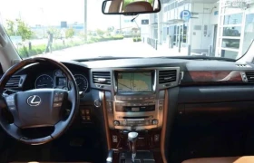 Lexus LX 570 5.7 V8 * 7 МЕСТА * ОБДУХВАНЕ * КАМЕРА * ЦЕНА ДО БГ, снимка 7