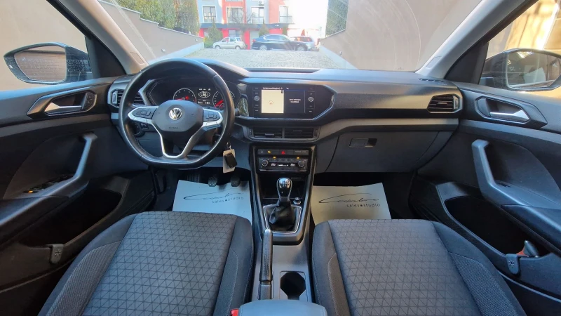 VW T-Cross 12.2019/ВНОС ГЕРМАНИЯ, снимка 11 - Автомобили и джипове - 48405512