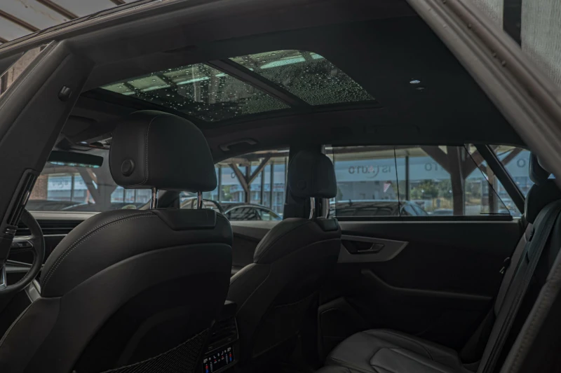Audi SQ8 4.0TFSI/Bang&Olufsen/HD Matrix Led/Distronik/Панор, снимка 10 - Автомобили и джипове - 51646138
