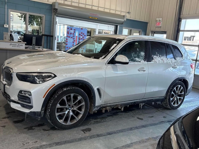 BMW X5 * xDrive40i * CARFAX * ЦЕНА ДО БГ, снимка 2 - Автомобили и джипове - 53404592