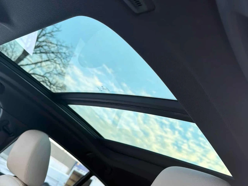 BMW X2 xDrive28i * PANO * HEAD-UP * ПОДГРЕВИ * CARFAX, снимка 10 - Автомобили и джипове - 53513363