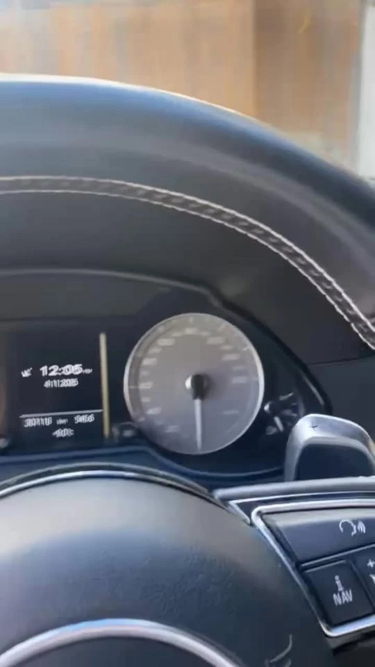 Audi SQ5 * * CARFAX * * АВТОКРЕДИТ * *  - изображение 6