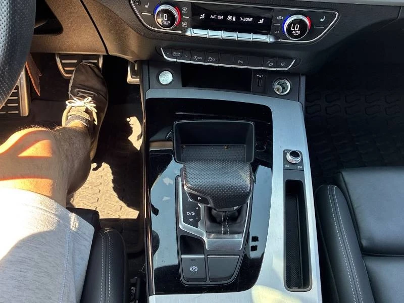 Audi Q5 * Progressiv * ДИСТРОНИК * S LINE * PANO, снимка 12 - Автомобили и джипове - 55691737