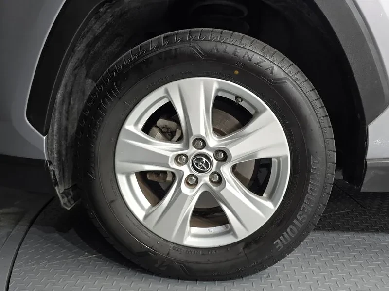 Toyota Rav4 2.5 2Wd, снимка 5 - Автомобили и джипове - 56130993
