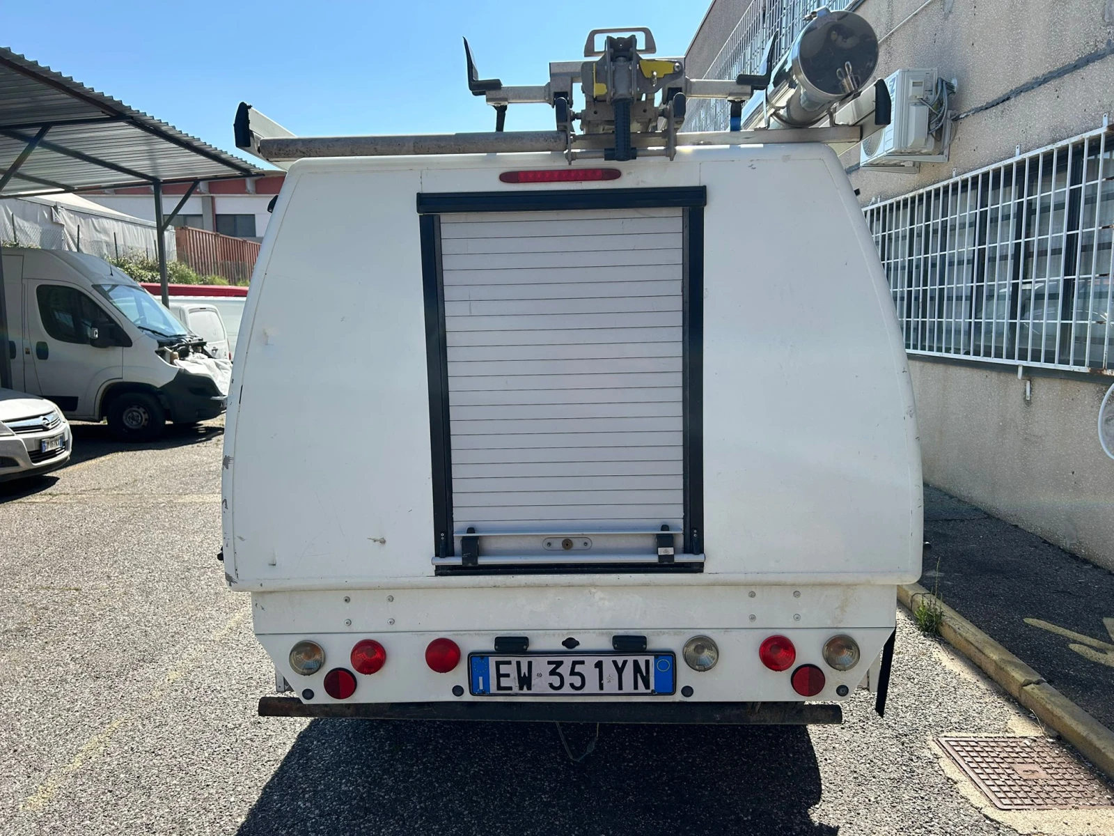 Mitsubishi L200 2.4D ITALIA - изображение 4